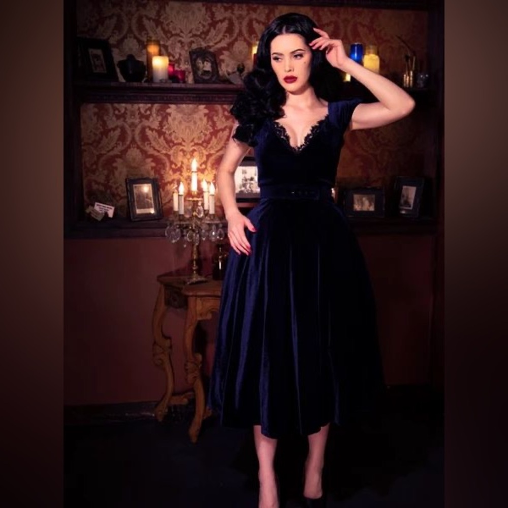 LFEN Baudelaire Swing Dress in Blue!